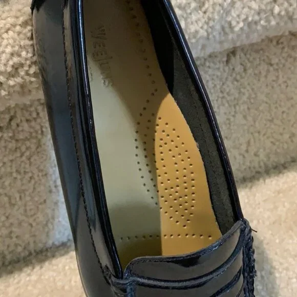 Bass & Co Loafers, Womens 7, Black - Picture 4 of 5